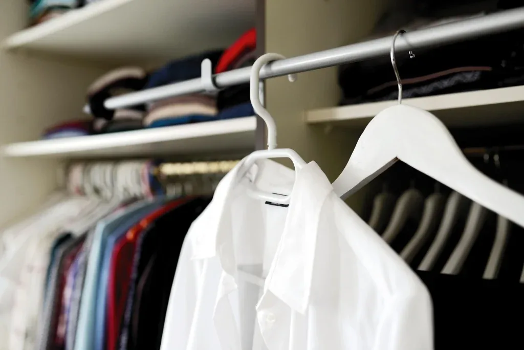 Image illustrant les vêtements et accessoires à choisir
